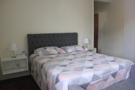 Casa à venda com 420m², 5 quartos e 4 vagasSuíte