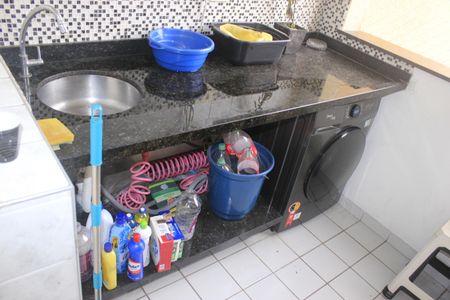 Apartamento à venda com 77m², 3 quartos e 1 vagaÁrea de Serviço