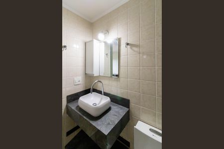 Apartamento à venda com 77m², 3 quartos e 1 vaga Apartamento à venda com 77m², 3 quartos e 1 vagaBanheiro Social