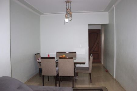 Apartamento à venda com 77m², 3 quartos e 1 vagaSala