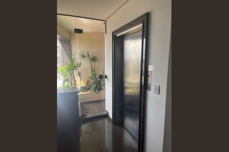 Apartamento para alugar com 560m², 4 quartos e 4 vagas Apartamento para alugar com 560m², 4 quartos e 4 vagasÁrea comum