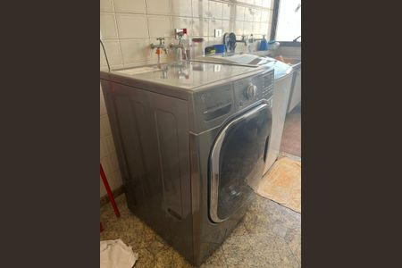 Apartamento para alugar com 560m², 4 quartos e 4 vagas Apartamento para alugar com 560m², 4 quartos e 4 vagasÁrea de Serviço