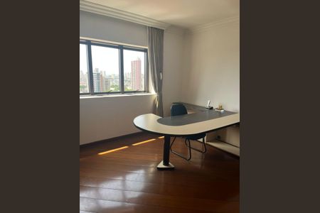 Apartamento para alugar com 560m², 4 quartos e 4 vagas Apartamento para alugar com 560m², 4 quartos e 4 vagasEscritório