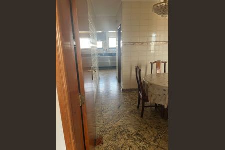 Apartamento para alugar com 560m², 4 quartos e 4 vagas Apartamento para alugar com 560m², 4 quartos e 4 vagasCozinha