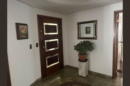 Apartamento para alugar com 560m², 4 quartos e 4 vagas Apartamento para alugar com 560m², 4 quartos e 4 vagasEntrada