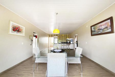 Sala de casa à venda com 3 quartos, 105m² em Santo Andre, São Leopoldo