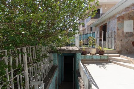 Casa à venda com 168m², 3 quartos e 2 vagasVaranda