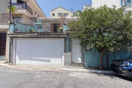 Casa à venda com 168m², 3 quartos e 2 vagasFachada