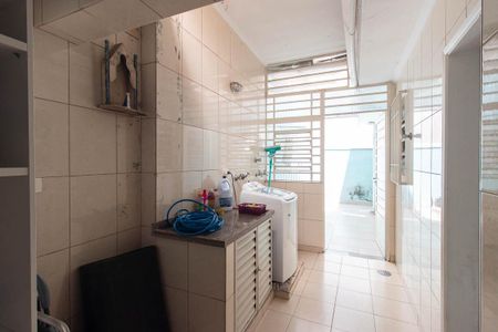 Casa à venda com 168m², 3 quartos e 2 vagasÁrea de Serviço