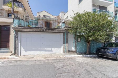 Casa à venda com 168m², 3 quartos e 2 vagasFachada