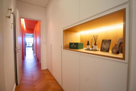 Apartamento à venda com 142m², 3 quartos e 2 vagas Apartamento à venda com 142m², 3 quartos e 2 vagasSuíte