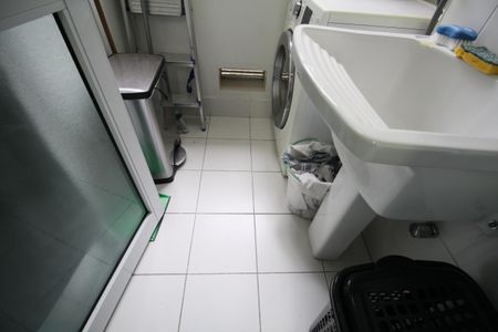 Apartamento à venda com 58m², 2 quartos e 1 vagaÁrea de Serviço