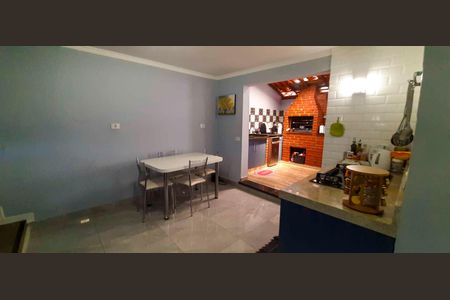 Casa à venda com 210m², 3 quartos e 3 vagasCozinha