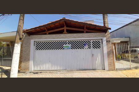 Casa à venda com 210m², 3 quartos e 3 vagasFachada