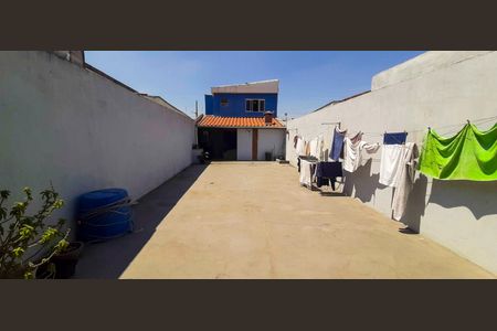 Casa à venda com 210m², 3 quartos e 3 vagasQuintal