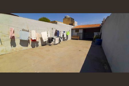 Casa à venda com 210m², 3 quartos e 3 vagasQuintal