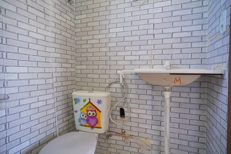 Casa para alugar com 220m², 1 quarto e sem vagaBanheiro