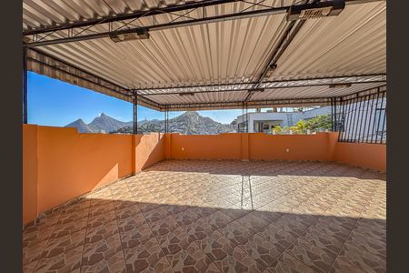 Casa à venda com 168m², 3 quartos e sem vagaTerraço