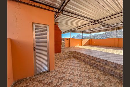 Casa à venda com 168m², 3 quartos e sem vagaTerraço