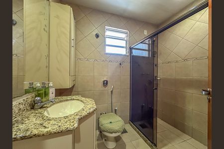 Casa à venda com 168m², 3 quartos e sem vagaBanheiro