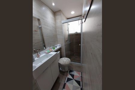 Apartamento para alugar com 45m², 2 quartos e 1 vaga Apartamento para alugar com 45m², 2 quartos e 1 vagaBanheiro