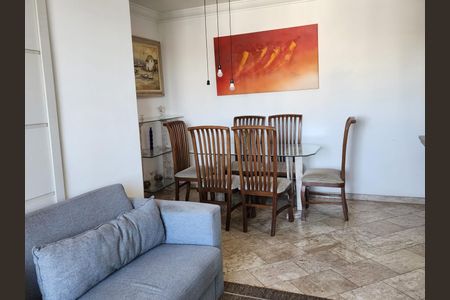 Apartamento à venda com 73m², 3 quartos e 1 vaga Apartamento à venda com 73m², 3 quartos e 1 vagaSala