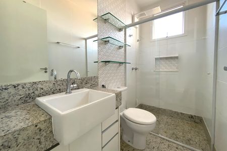 Apartamento à venda com 86m², 3 quartos e 2 vagasBanheiro Social