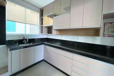 Apartamento à venda com 86m², 3 quartos e 2 vagasCozinha