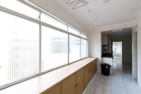 Apartamento à venda com 74m², 2 quartos e 1 vagaÁrea de Serviço