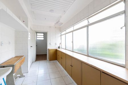 Apartamento à venda com 74m², 2 quartos e 1 vagaÁrea de Serviço