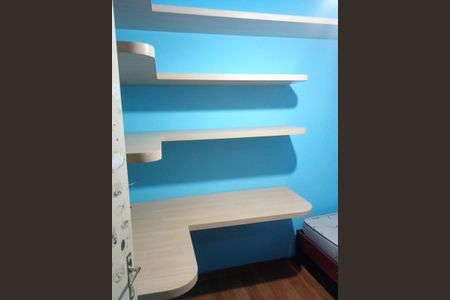 Quarto 1 de apartamento para alugar com 2 quartos, 54m² em Sarandi, Porto Alegre