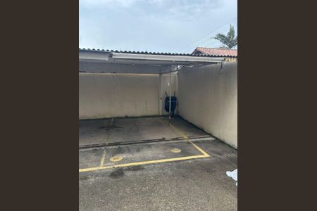 Garagem de apartamento para alugar com 2 quartos, 54m² em Sarandi, Porto Alegre
