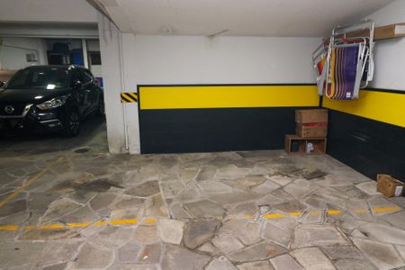 Apartamento à venda com 74m², 2 quartos e 1 vagaGaragem