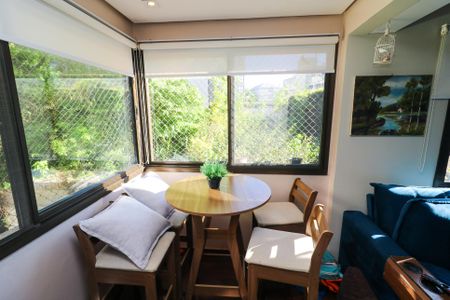 Apartamento à venda com 74m², 2 quartos e 1 vagaVaranda da Sala