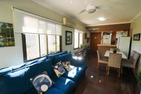 Apartamento à venda com 74m², 2 quartos e 1 vagaSala