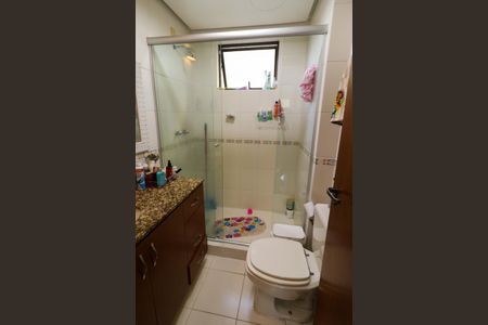 Apartamento à venda com 74m², 2 quartos e 1 vagaBanheiro Social