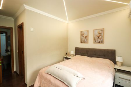 Apartamento à venda com 74m², 2 quartos e 1 vagaSuíte