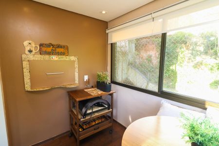 Varanda da Sala de apartamento à venda com 2 quartos, 74m² em Menino Deus, Porto Alegre