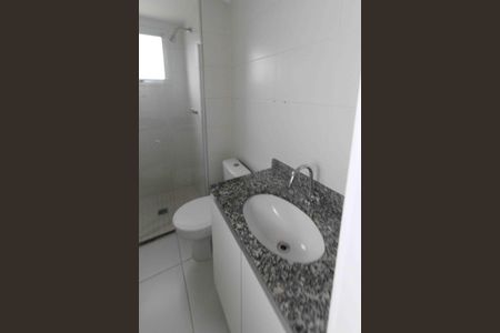 Apartamento à venda com 78m², 2 quartos e 2 vagas Apartamento à venda com 78m², 2 quartos e 2 vagasBanheiro da Suíte