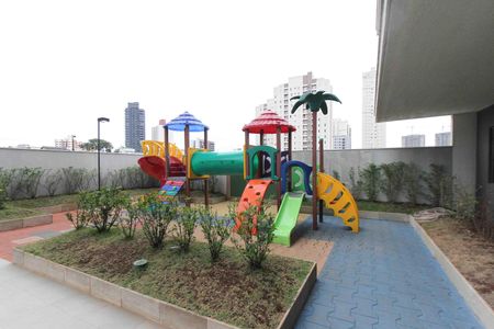 Apartamento à venda com 78m², 2 quartos e 2 vagas Apartamento à venda com 78m², 2 quartos e 2 vagasÁrea comum - Playground