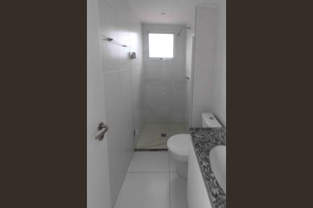 Apartamento à venda com 78m², 2 quartos e 2 vagas Apartamento à venda com 78m², 2 quartos e 2 vagasBanheiro da Suíte