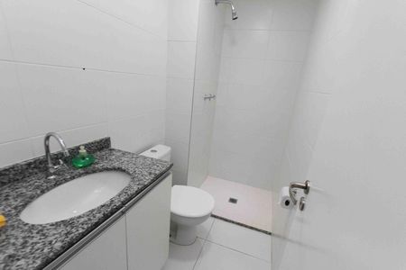 Apartamento à venda com 78m², 2 quartos e 2 vagas Apartamento à venda com 78m², 2 quartos e 2 vagasBanheiro da Social