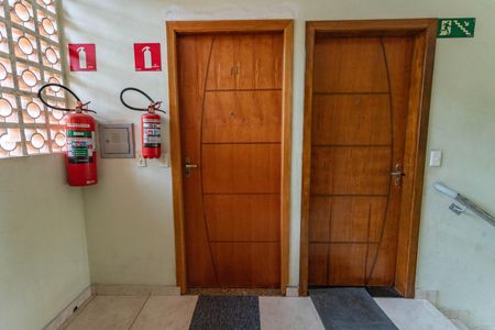 Apartamento à venda com 49m², 2 quartos e 1 vaga Apartamento à venda com 49m², 2 quartos e 1 vagaEntrada