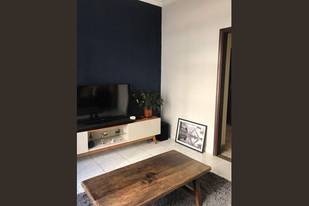 Casa à venda com 3 quartos, 220m² em Vila Olímpia, São Paulo