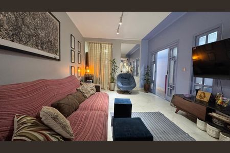 Casa à venda com 4 quartos, 236m² em Vila Guarani (Zona Sul), São Paulo