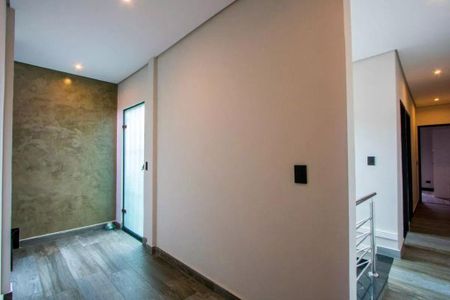 Casa à venda com 3 quartos, 152m² em Jardim Cristiane, Santo André