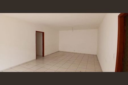 Casa à venda com 3 quartos, 326m² em Vila Sofia, São Paulo