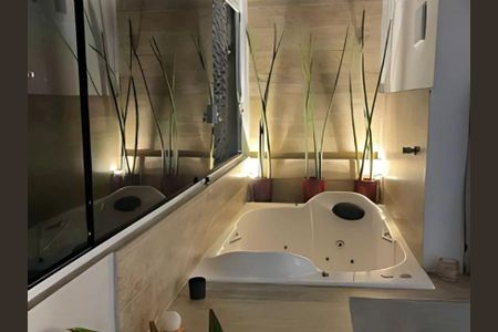 Apartamento à venda com 2 quartos, 144m² em Jardim Londrina, São Paulo