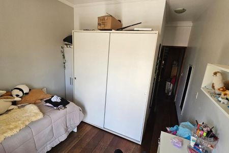 Casa à venda com 4 quartos, 220m² em Jardim Textil, São Paulo