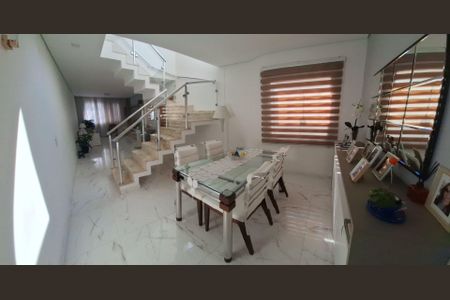 Casa à venda com 2 quartos, 230m² em Vila Prudente, São Paulo